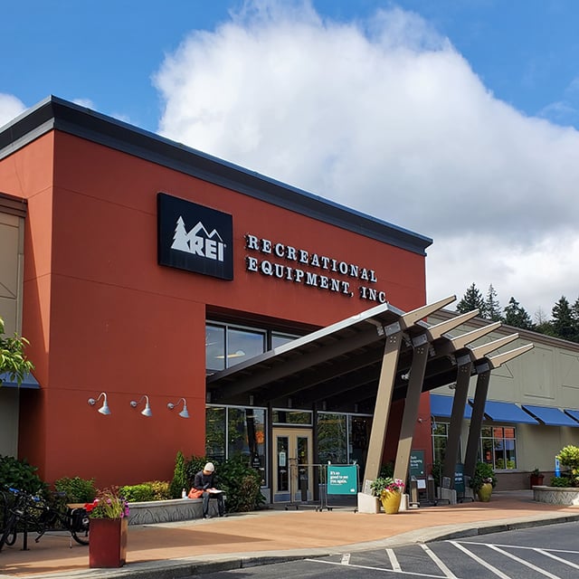 Issaquah Commons REI