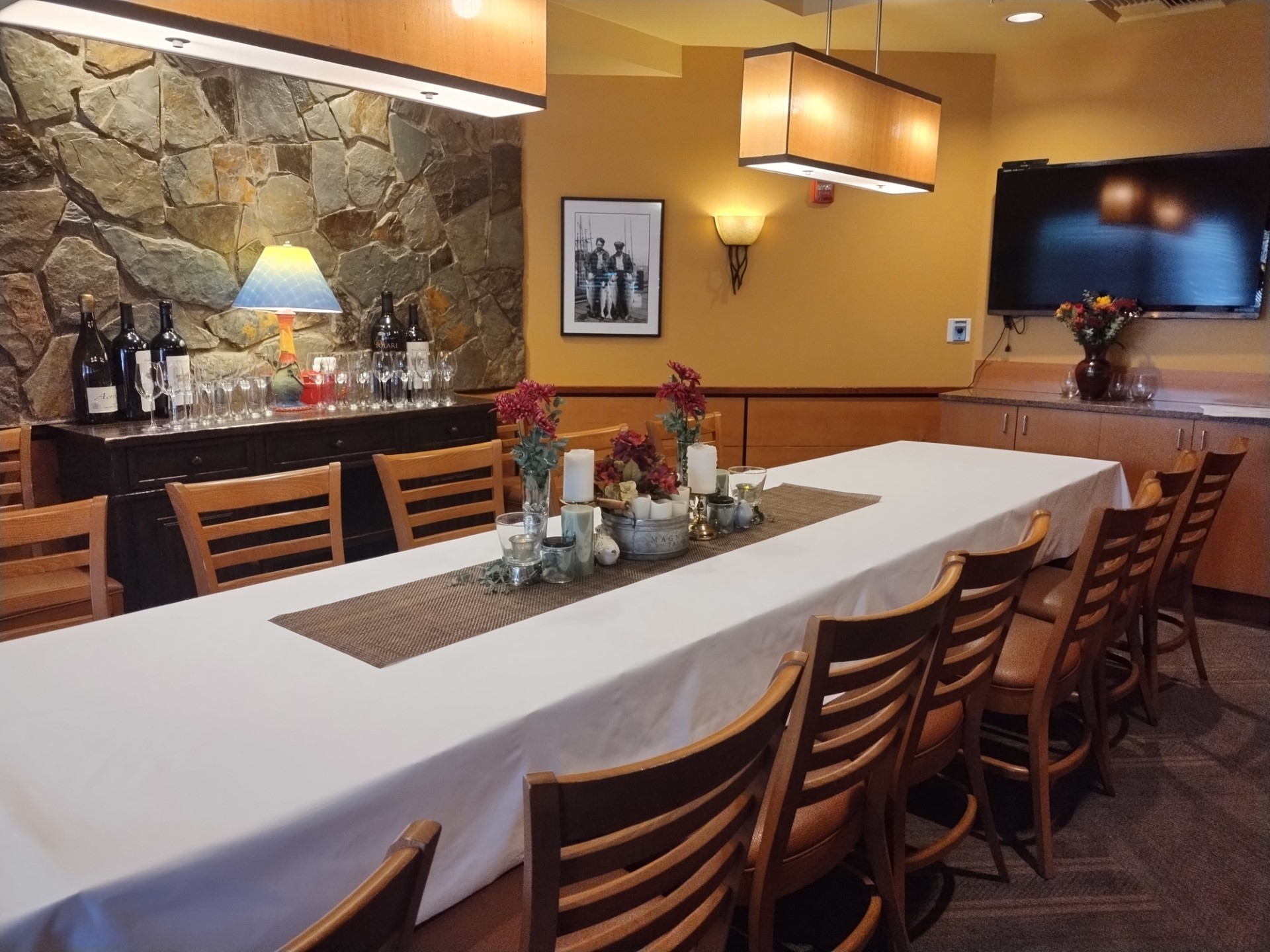 Private dining_meeting space at WildFin Grill